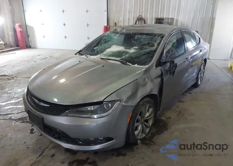 2015 Chrysler 200 S z USA, uszkodzony, nr VIN 1C3CCCBG2FN713465